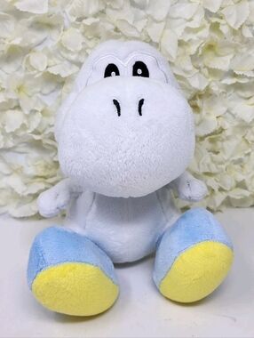 Nintendo Super Mario Bros. 10" Sitting White Yoshi Stuffed Pastel Plush Japanese